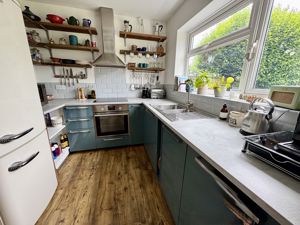 Kitchen- click for photo gallery